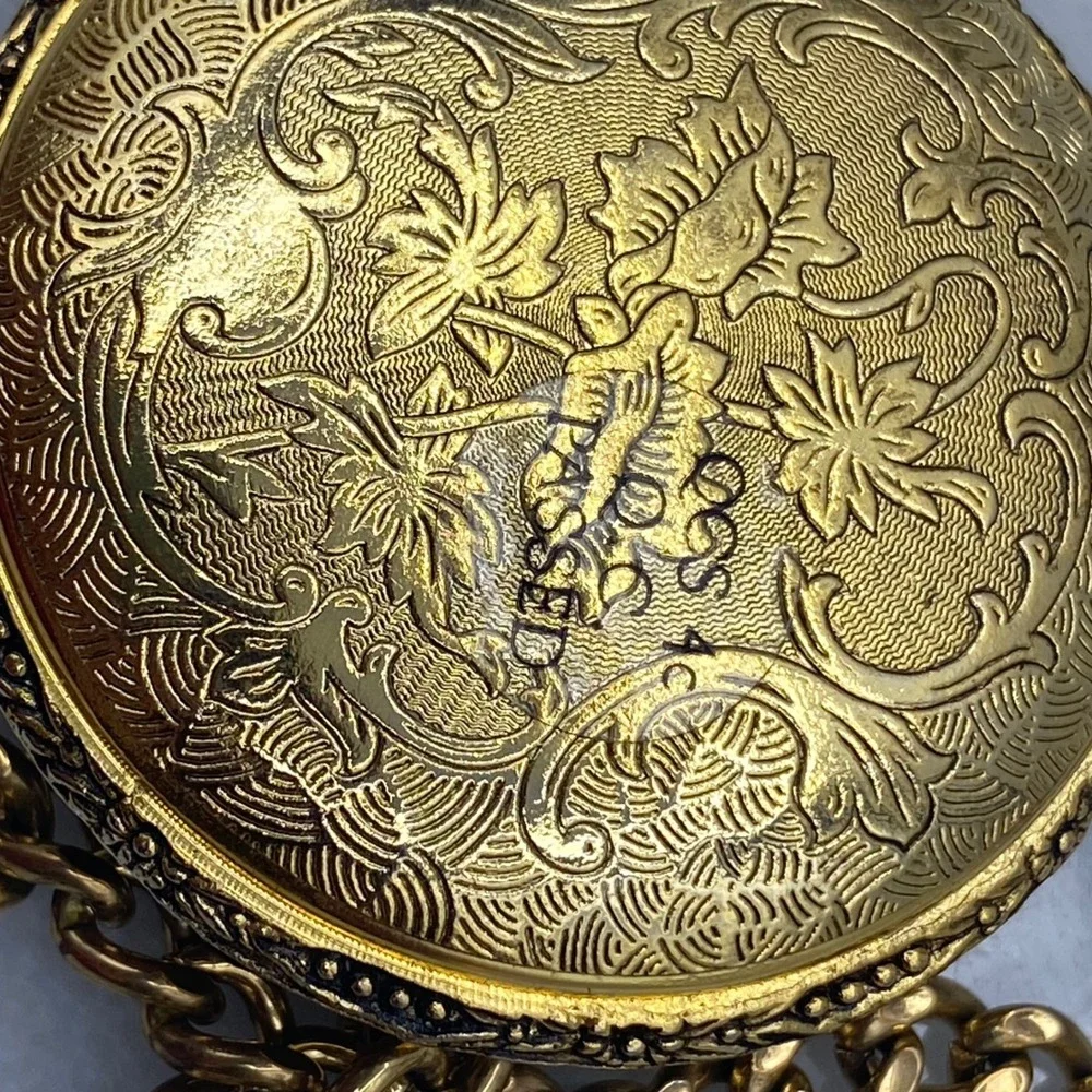 Milan Mens Pocket Watch Gold Golfer Relief Quartz Hunter Case Chain Clip Club